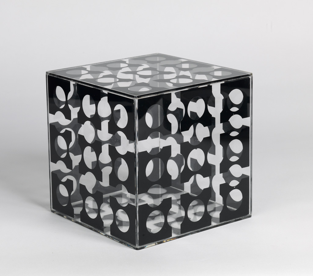 VICTOR VASARELY Cube.